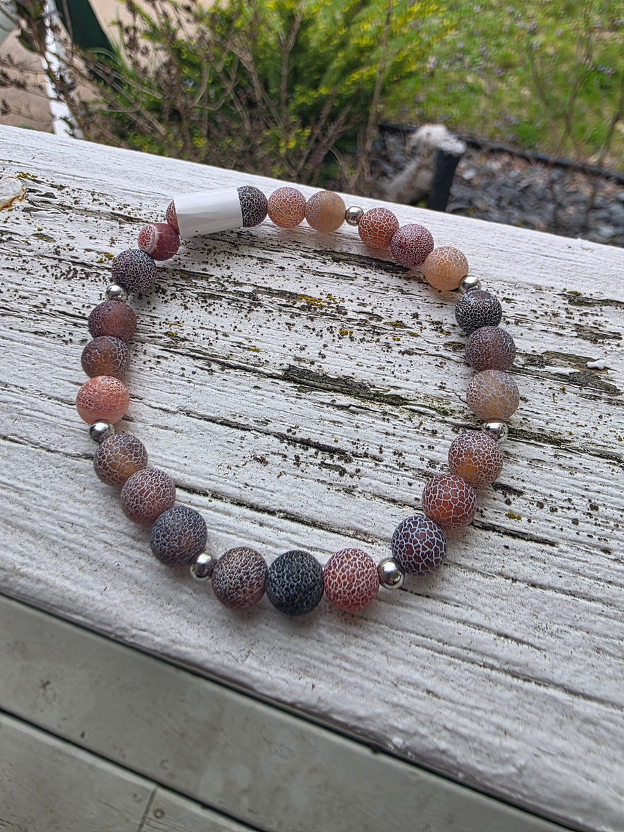 Crackled Agate Stretch Chord Bracelet with Silver Accents